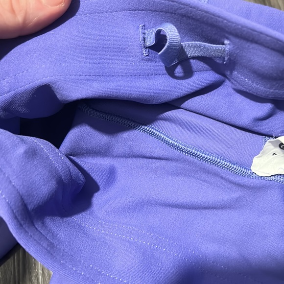 Purple lululemon leggings - Picture 4 of 6